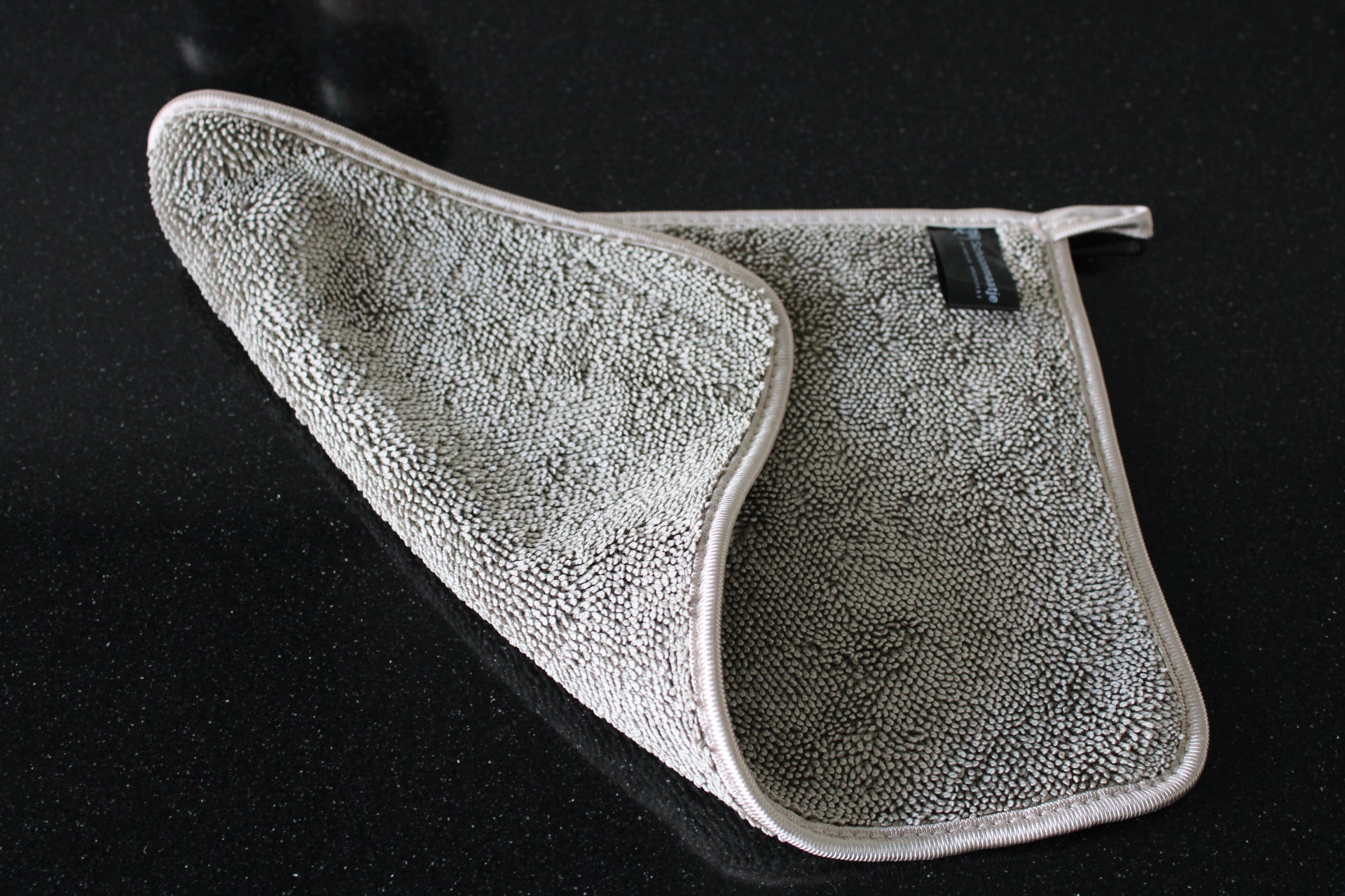 Premium doek small – 20x30 beige( 1 +1 gratis)