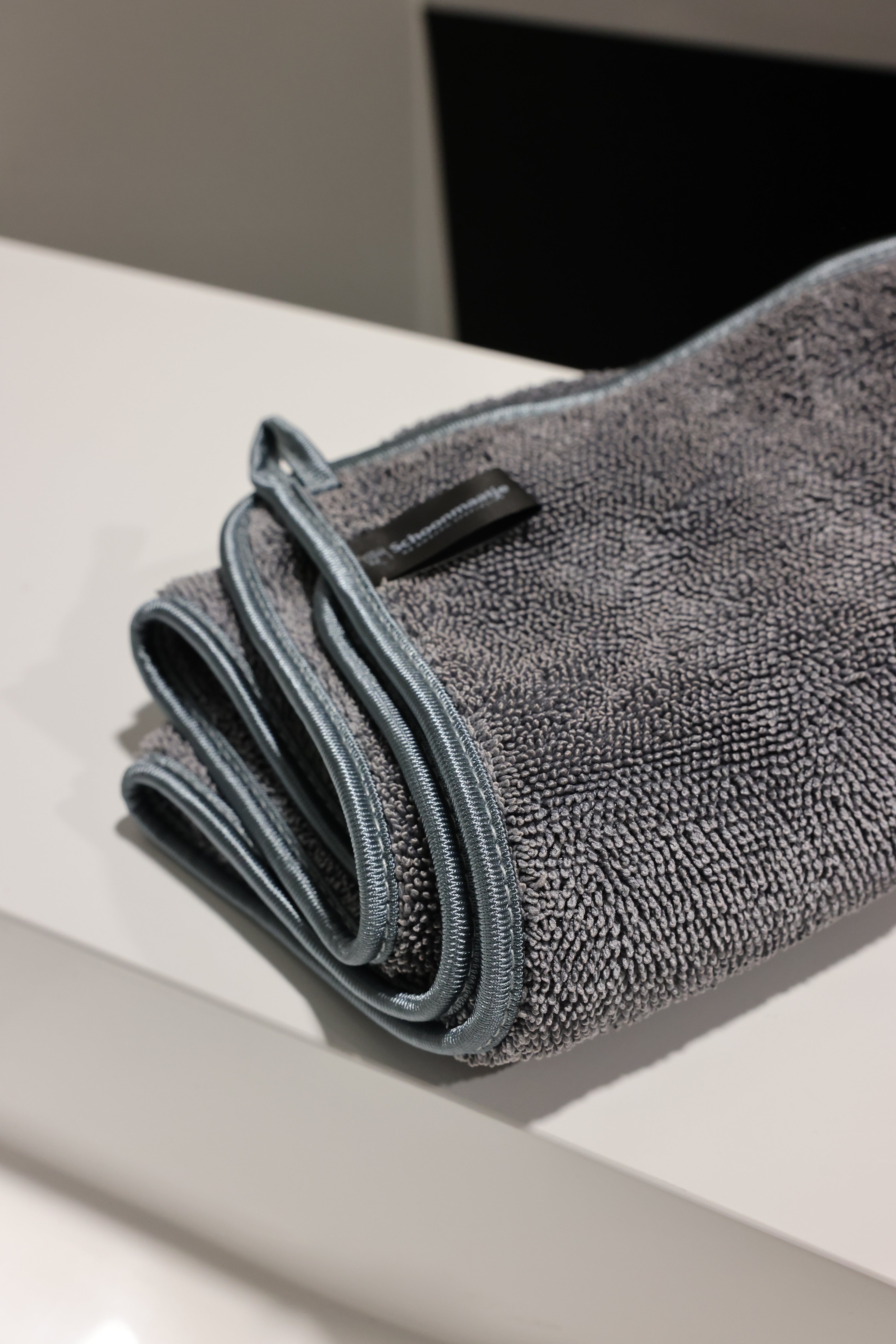 Premium doek medium – grijs 30x40 ( 1 +1 gratis)