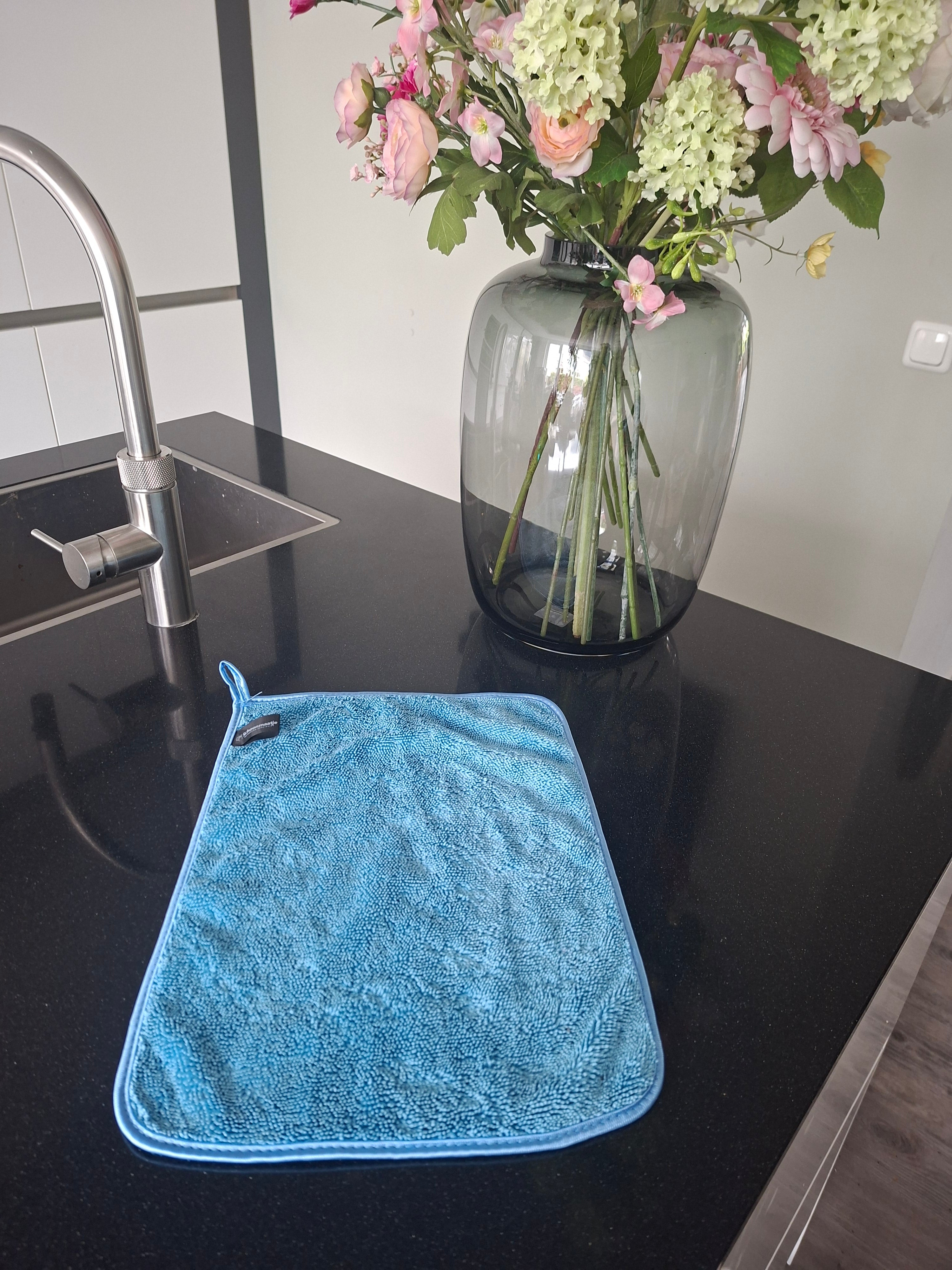 Premium doek medium – Ijsblauw 30x40 1 stuk